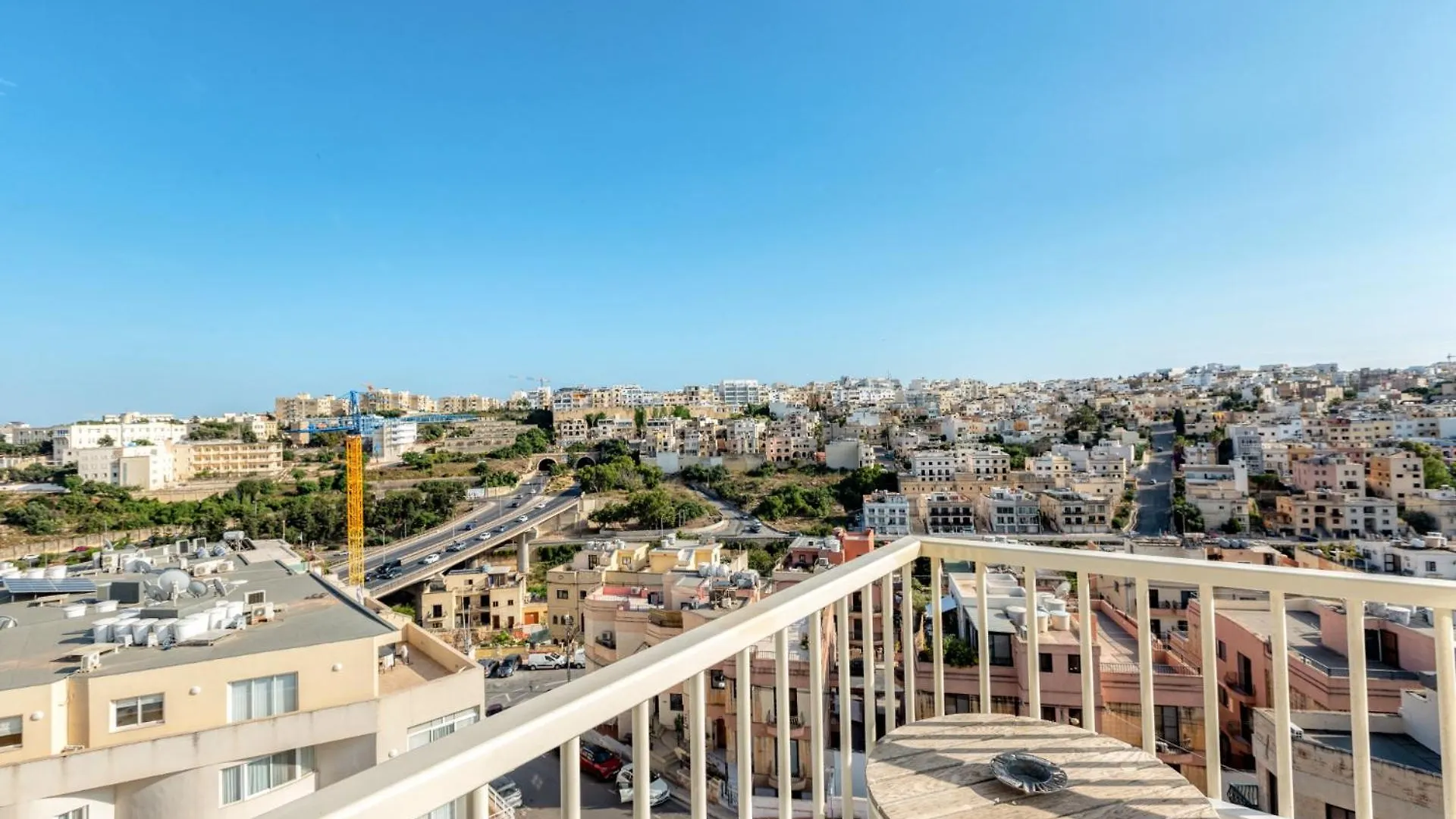 Amazing Apartment With Pool In Malta Is-Swieqi