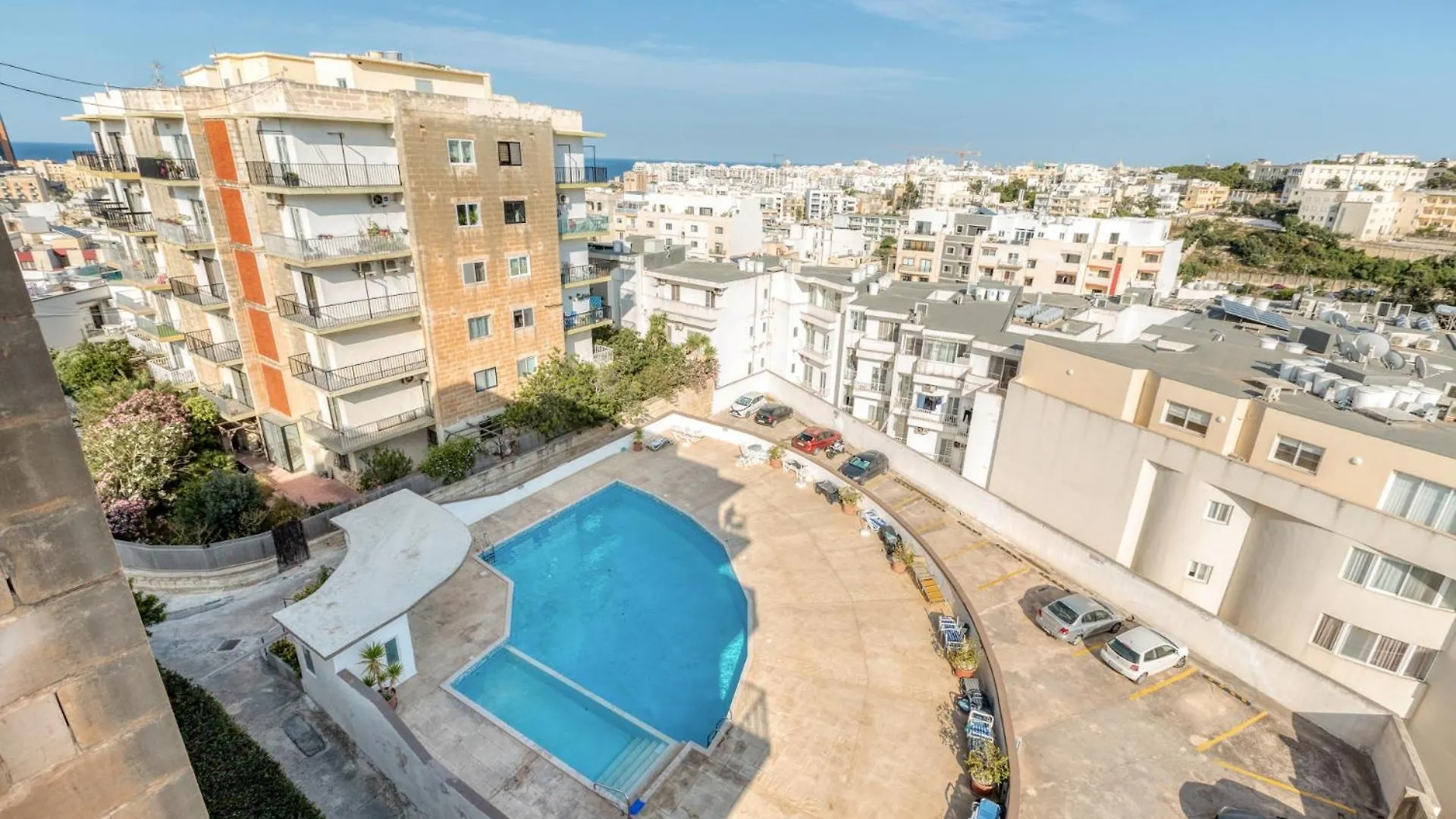 Amazing Apartment With Pool In Malta Is-Swieqi