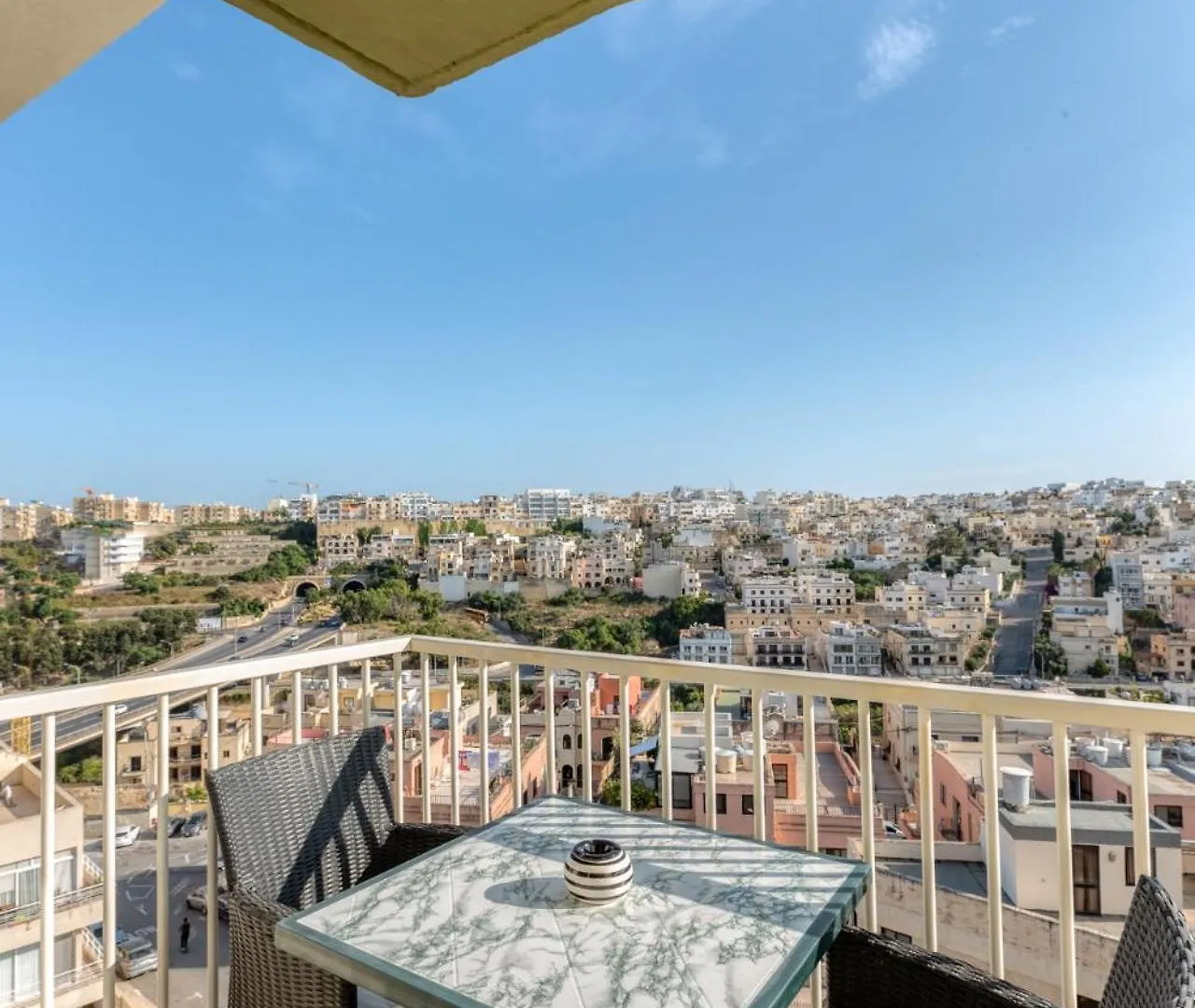 Amazing Apartment With Pool In Malta Is-Swieqi