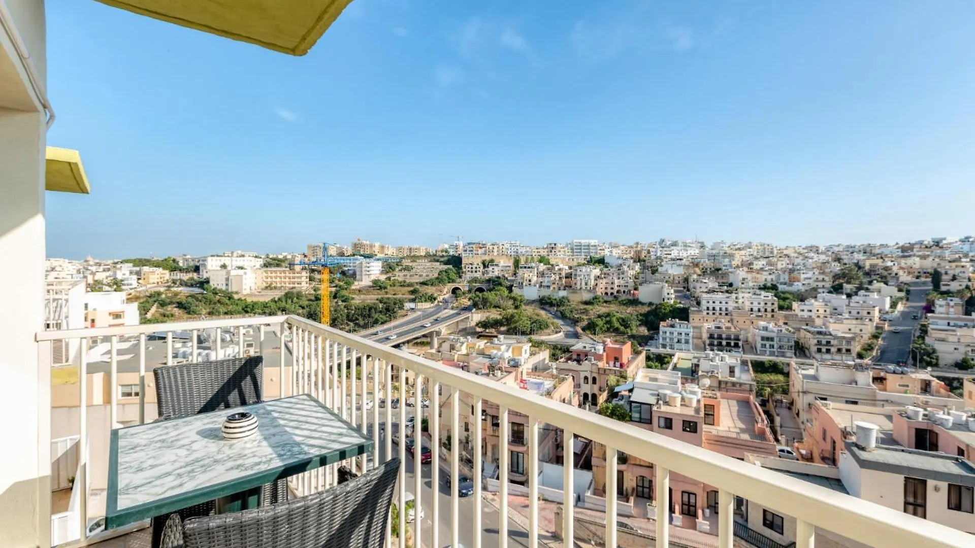 Amazing Apartment With Pool In Malta Is-Swieqi