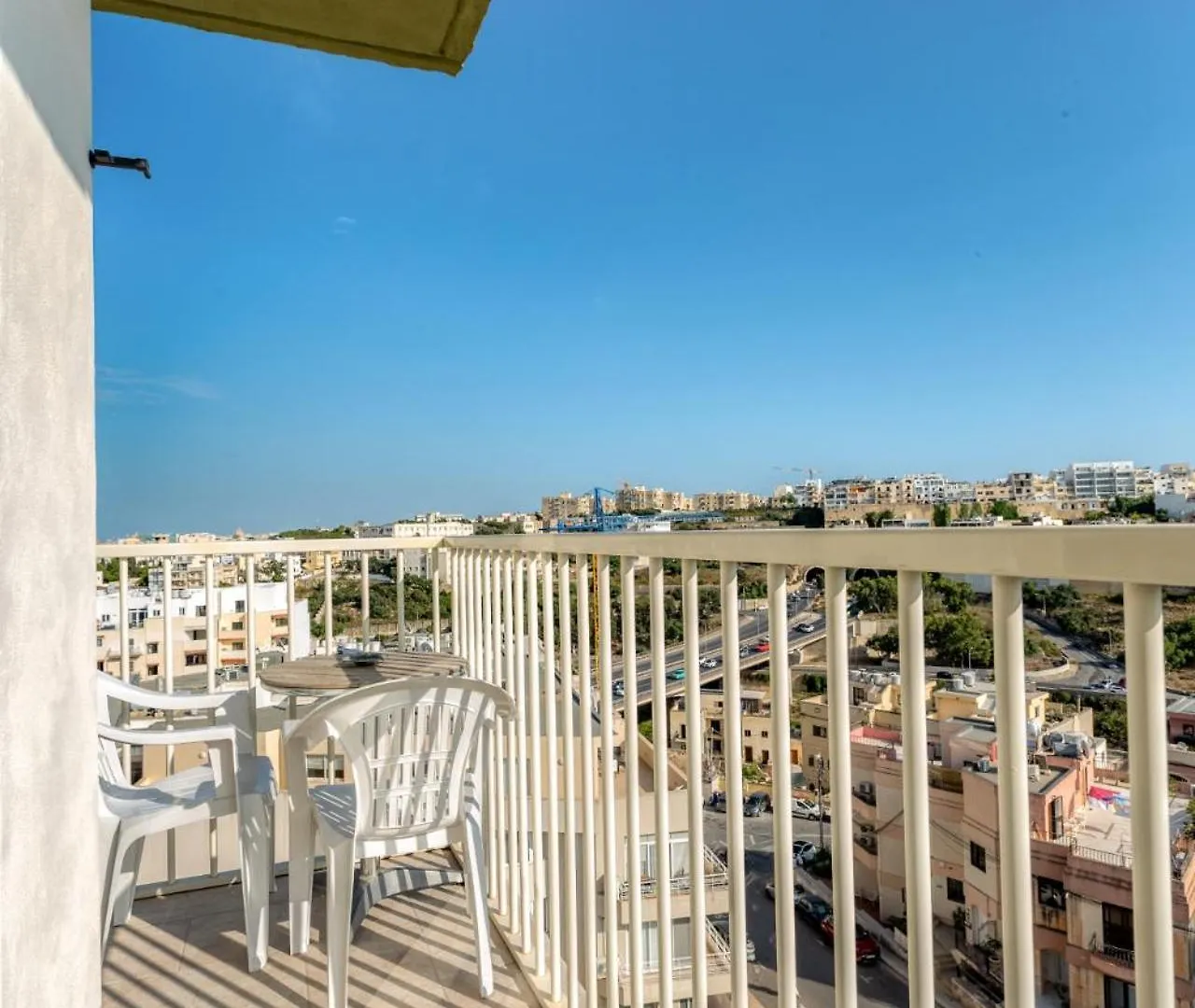 Amazing Apartment With Pool In Malta Is-Swieqi